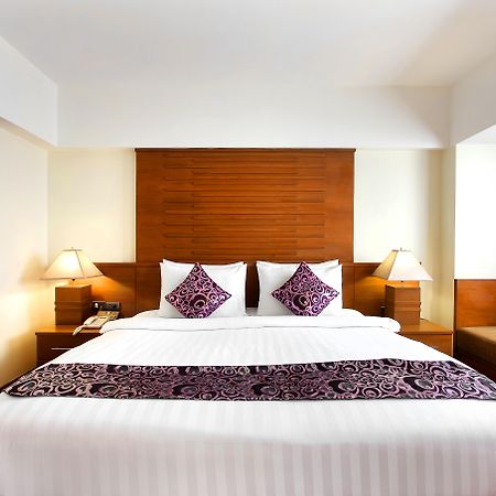 Bally Suite Sukhumvit Bangkok Kültér fotó