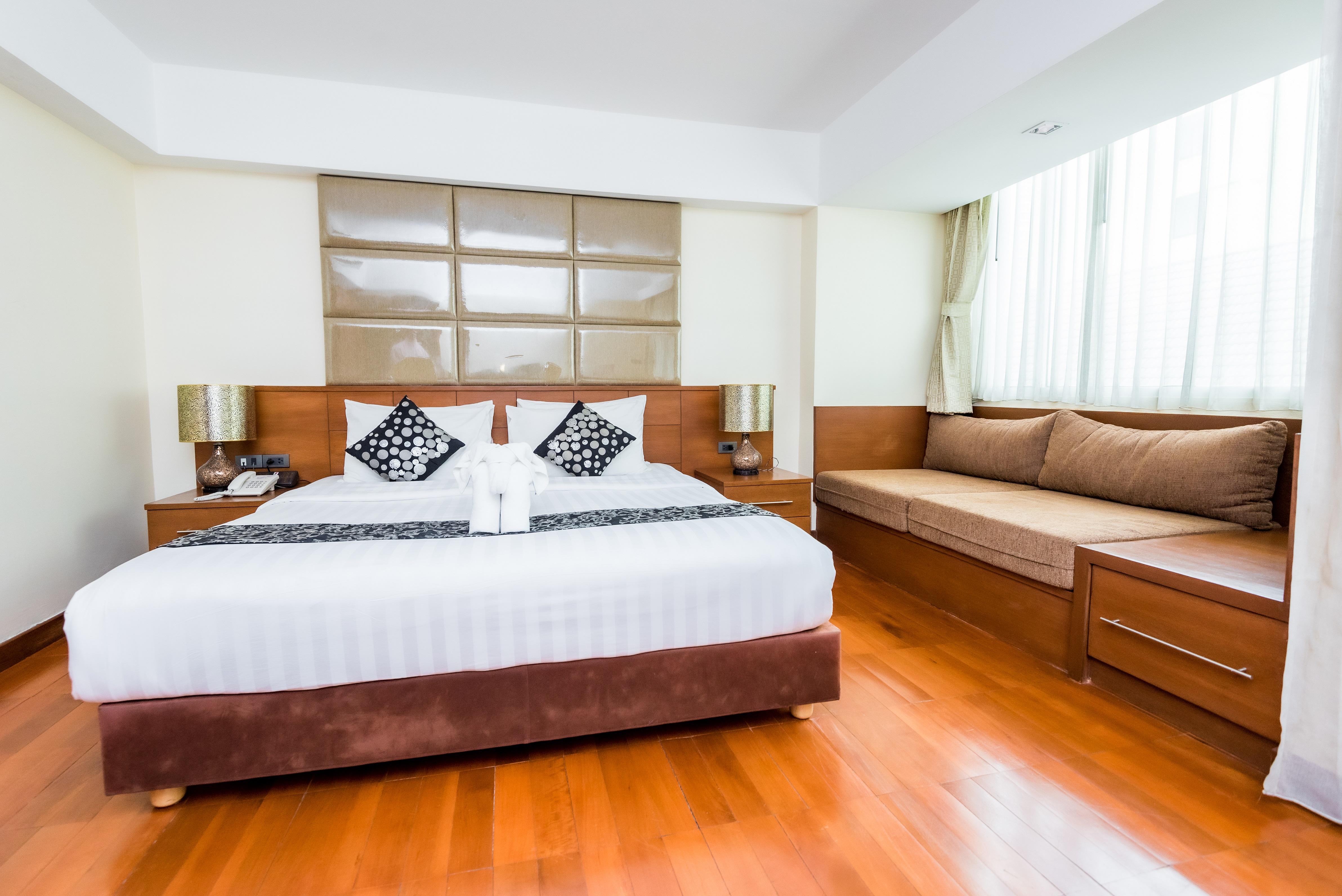 Bally Suite Sukhumvit Bangkok Kültér fotó