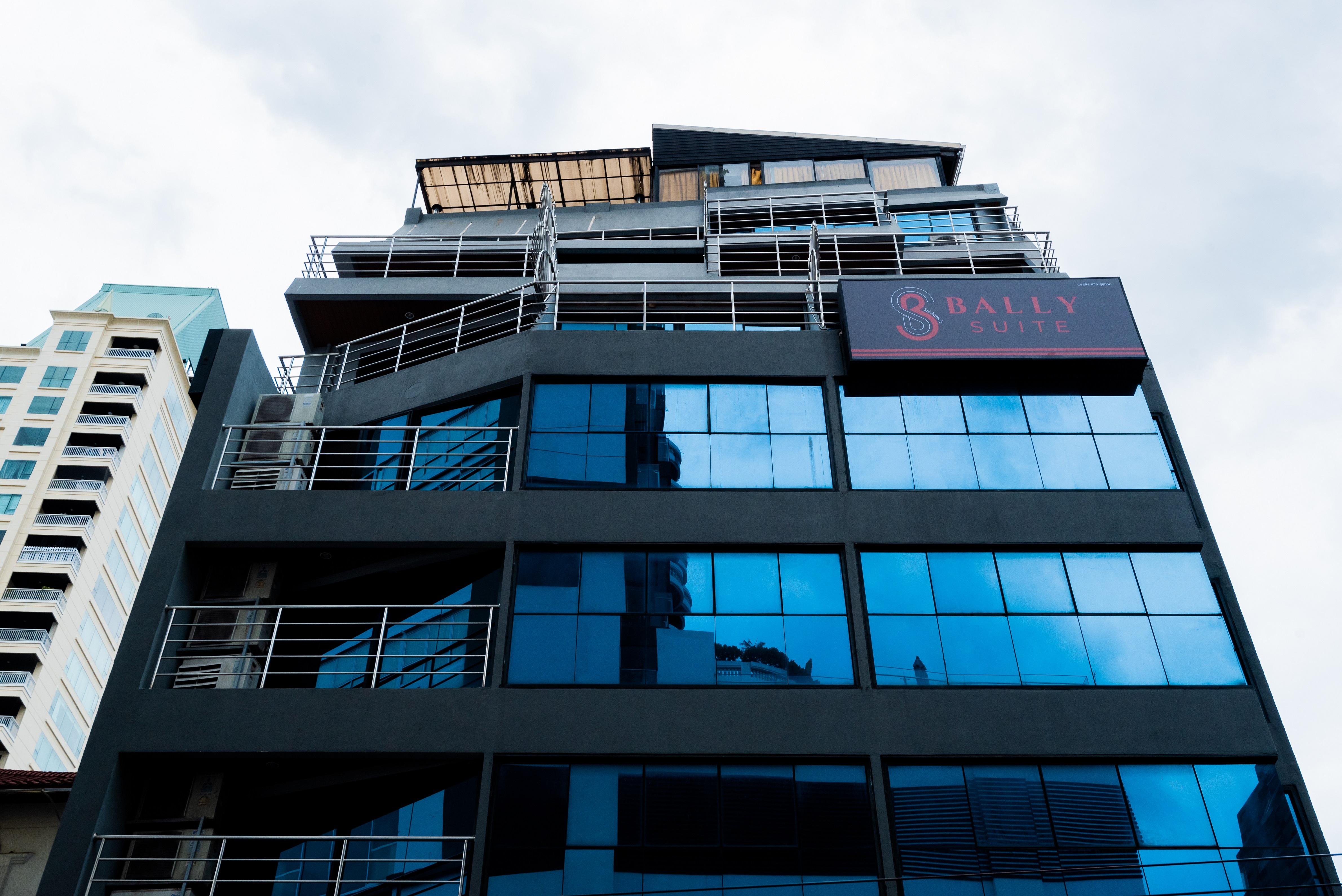 Bally Suite Sukhumvit Bangkok Kültér fotó