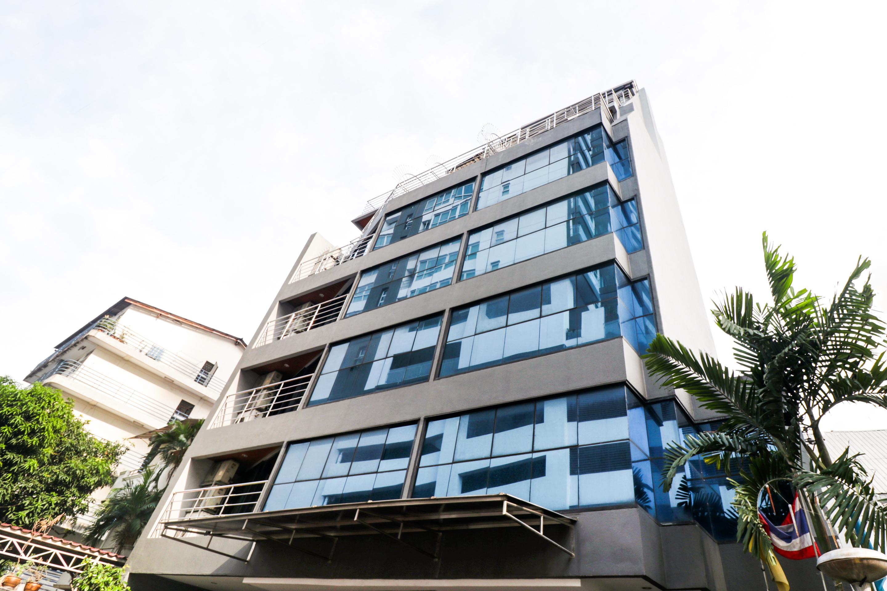 Bally Suite Sukhumvit Bangkok Kültér fotó