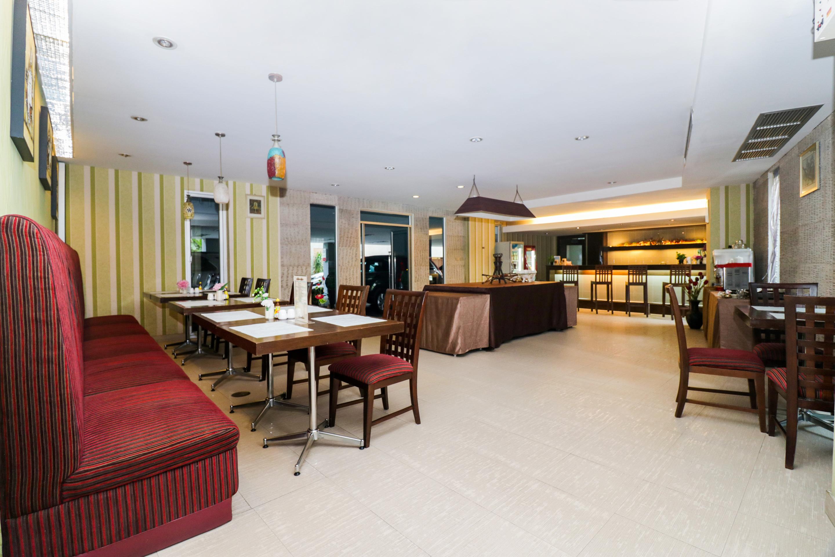 Bally Suite Sukhumvit Bangkok Kültér fotó